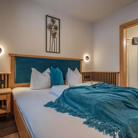 Sonnenhof Apartahotel 4*