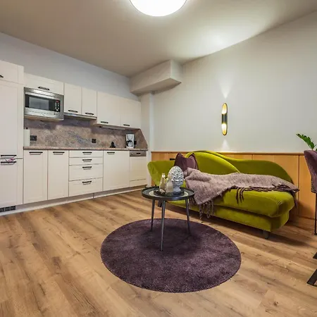 Hotel apartamentowy Boutiquehotel Sonnenhof Mayrhofen