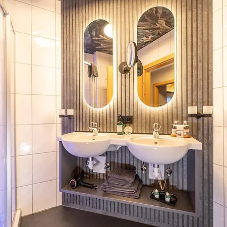 Boutiquehotel Sonnenhof شقة فندقية مايرهوفن